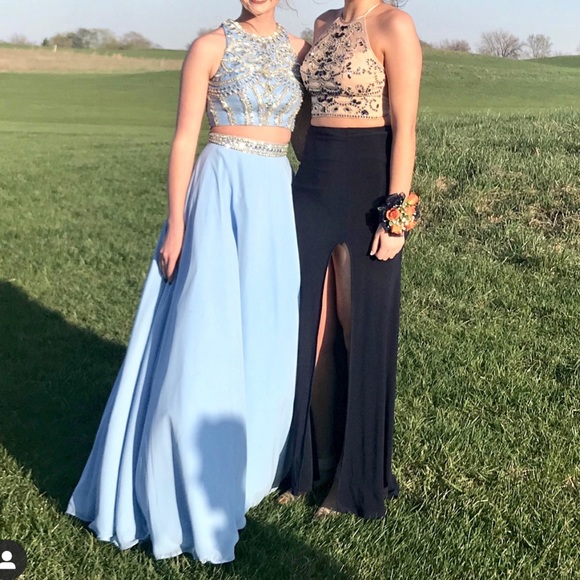 Prom dress - Picture 2 of 4